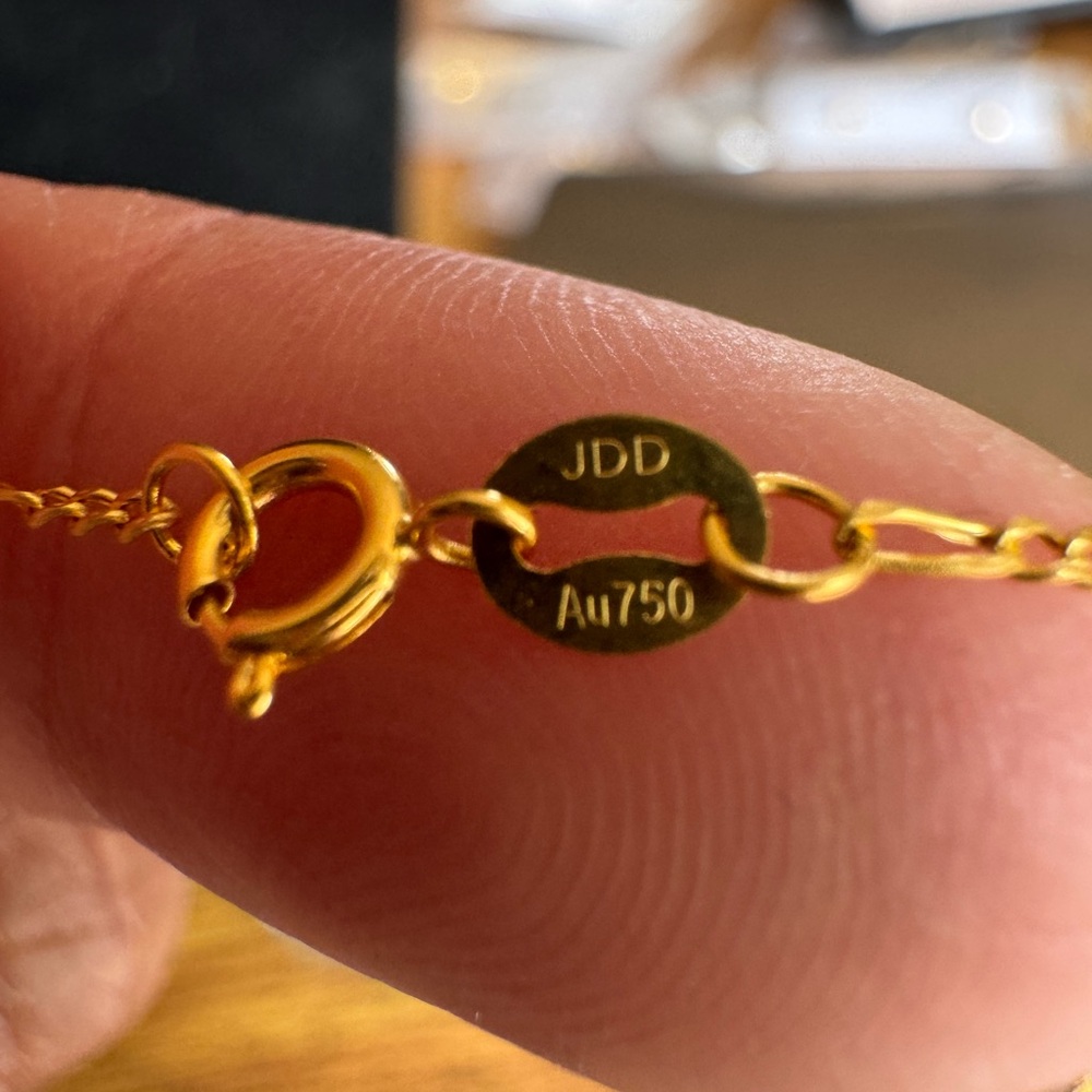 18k Saudi Gold Starfish Pendant Necklace - Picture 7 of 9